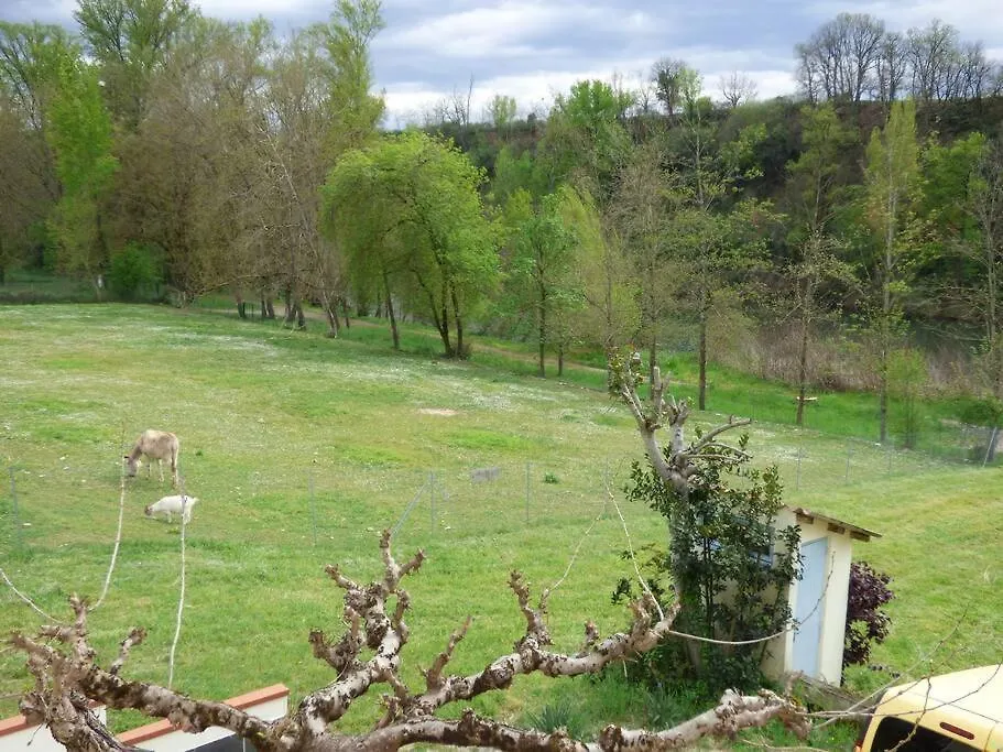 Gite O Fil Du Tarn Lescure-dʼAlbigeois 0*,  Francia